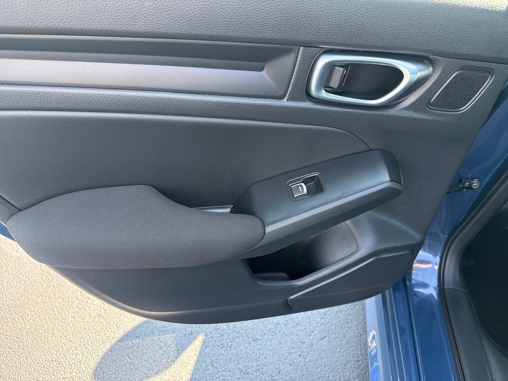 2025 Honda Civic Sport - Photo 16