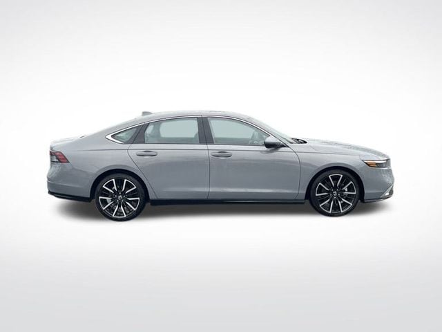 2025 Honda Accord Hybrid Touring - Photo 6