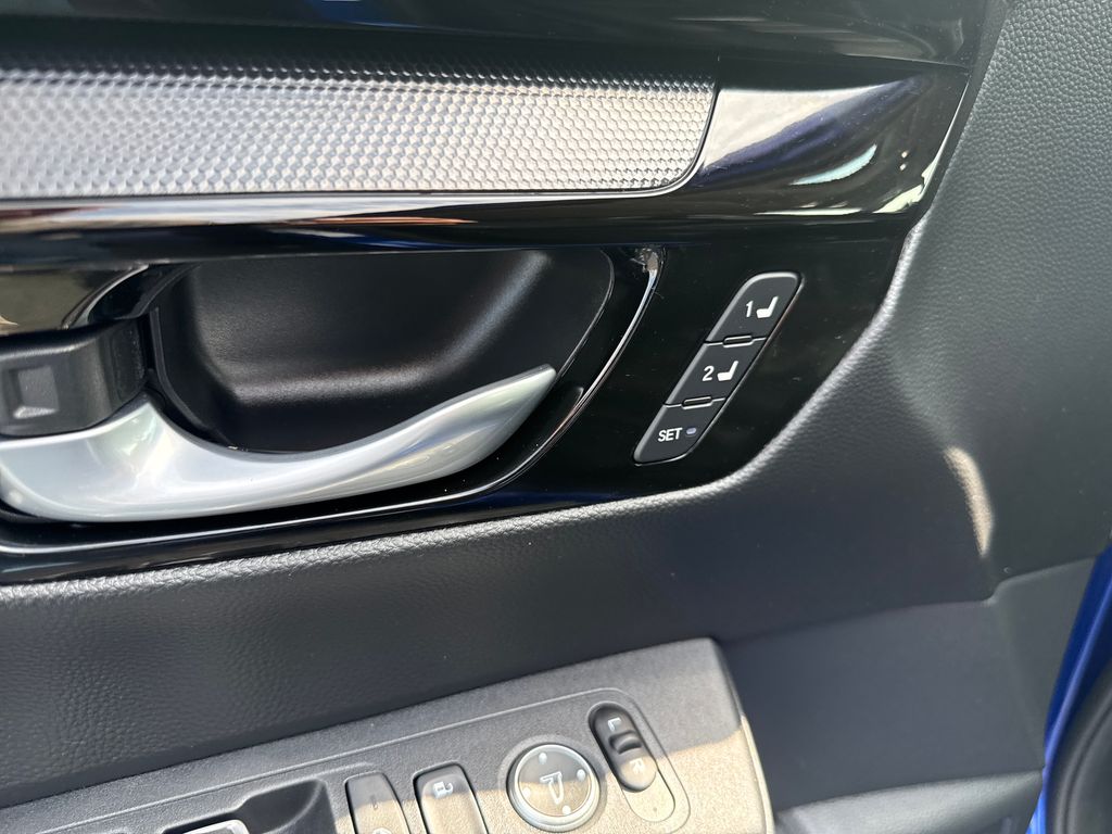 2024 Honda CR-V EX-L - Photo 11