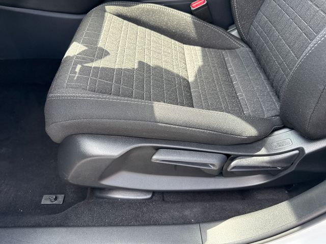 2025 Honda HR-V LX - Photo 11