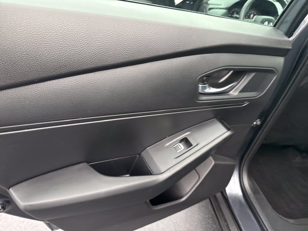 2025 Honda Accord SE - Photo 17
