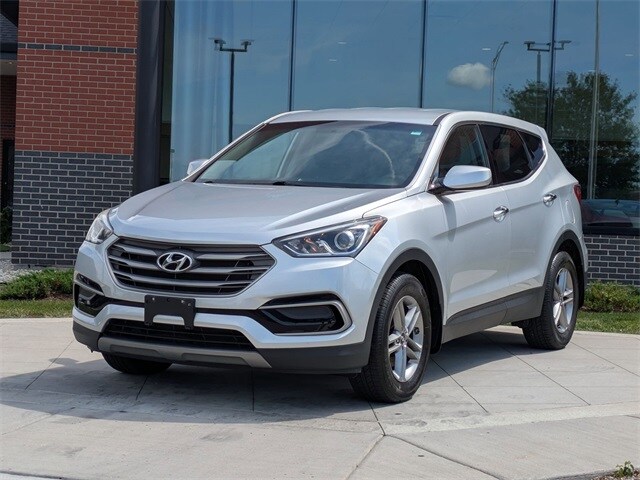 2017 Hyundai Santa Fe Sport Base photo 2