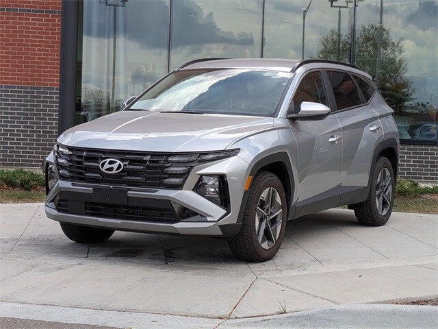 2025 Hyundai Tucson SEL photo 3