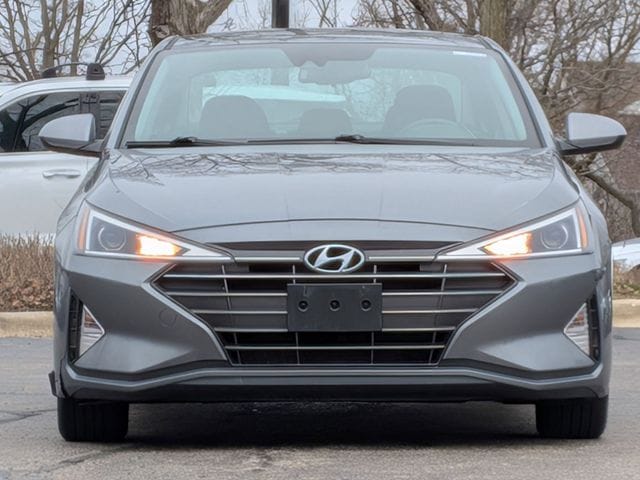 Used 2019 Hyundai Elantra Value Edition with VIN KMHD84LF5KU780781 for sale in Algonquin, IL