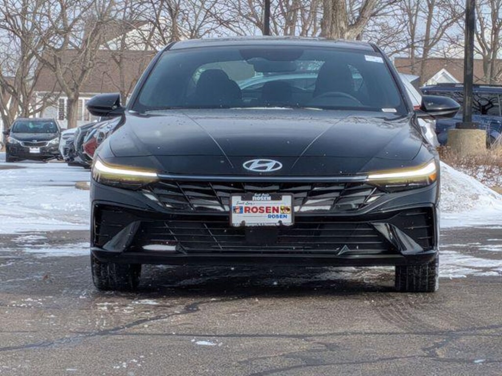 New 2026 Hyundai Elantra SEL Sport Premium Sedan