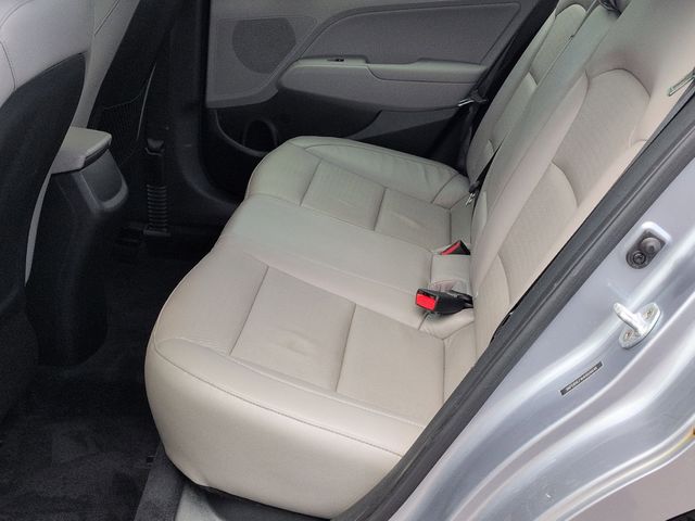 2017 Hyundai Elantra Limited - Photo 22