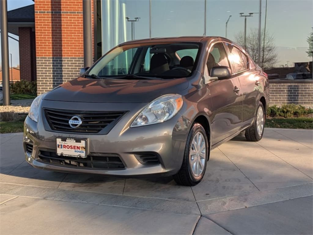 Used 2014 Nissan Versa 1.6 S Plus Sedan