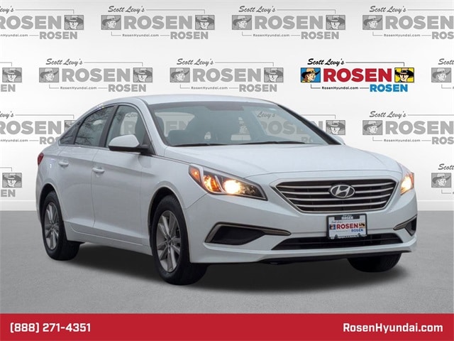 2016 Hyundai Sonata SE's photo