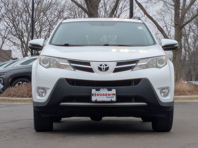 Used 2015 Toyota RAV4 XLE with VIN 2T3WFREV8FW203353 for sale in Algonquin, IL
