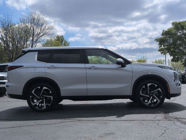 2023 Mitsubishi Outlander SE - Photo 8