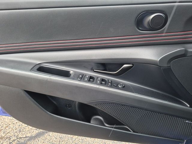 2025 Hyundai Elantra N Line - Photo 21