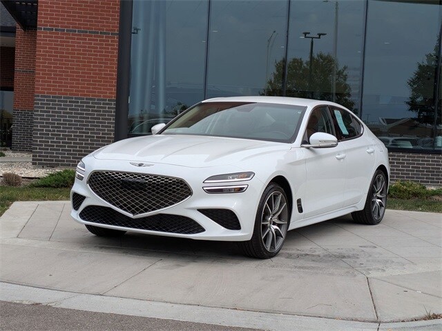 2025 Genesis G70 2.5T photo 3