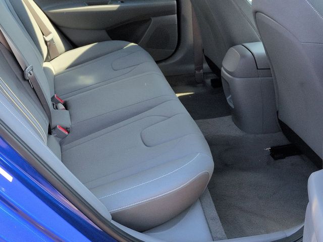 2025 Hyundai Elantra SEL - Photo 24