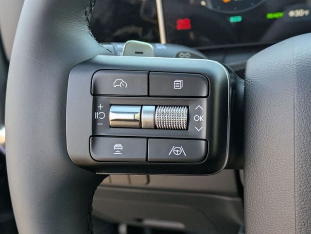 2026 Hyundai Santa Fe Limited - Photo 16