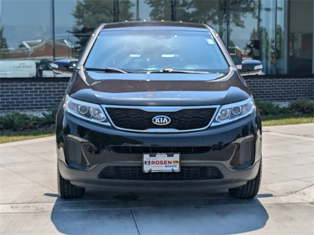 Used 2015 Kia Sorento LX with VIN 5XYKT3A66FG556076 for sale in Algonquin, IL