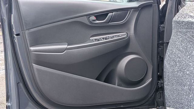 2023 Hyundai Kona SEL - Photo 12