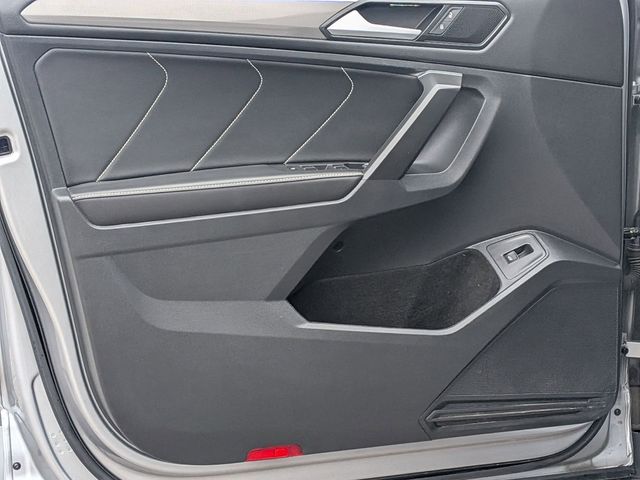 2022 Volkswagen Tiguan SE R-LINE BLACK - Photo 13
