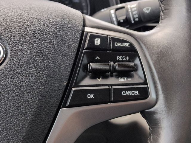 2017 Hyundai Elantra Limited - Photo 15