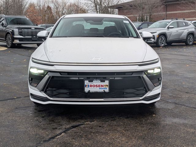 2026 Hyundai Sonata SEL - Photo 2