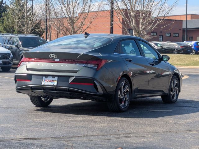 2025 Hyundai Elantra Limited - Photo 7