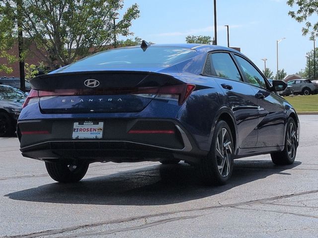 2025 Hyundai Elantra SEL - Photo 7