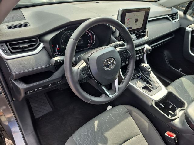 2023 Toyota RAV4 XLE - Photo 10