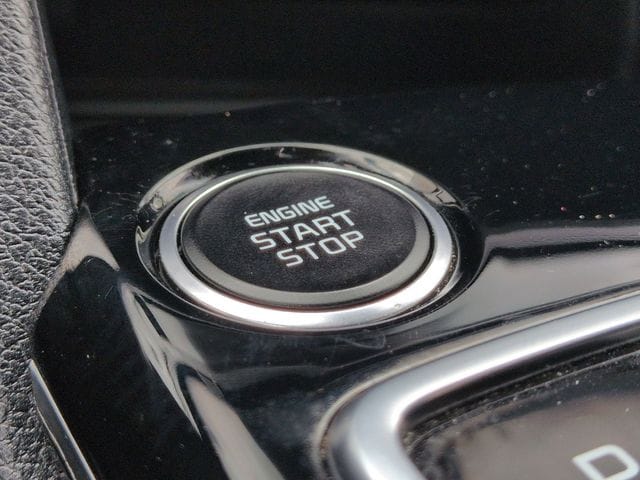 2025 Kia Sportage EX - Photo 17