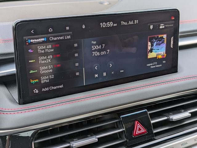 2025 GENESIS G70 Standard - Photo 18