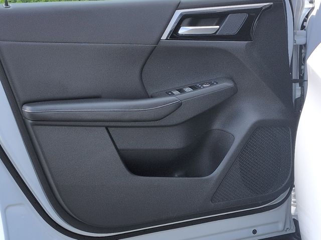 2023 Mitsubishi Outlander SE - Photo 12