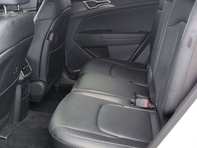 2025 Kia Sportage EX - Photo 24
