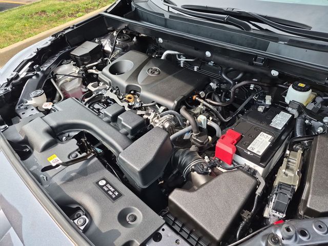 2023 Toyota RAV4 XLE - Photo 34