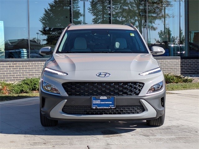2023 Hyundai Kona SEL photo 2