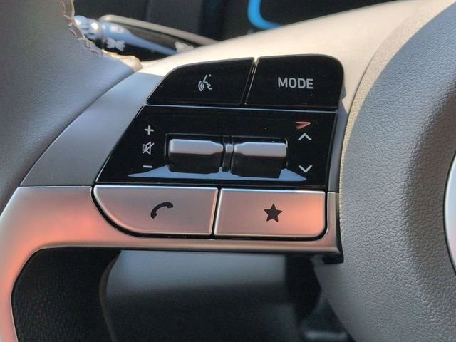 2025 Hyundai Elantra SEL - Photo 14