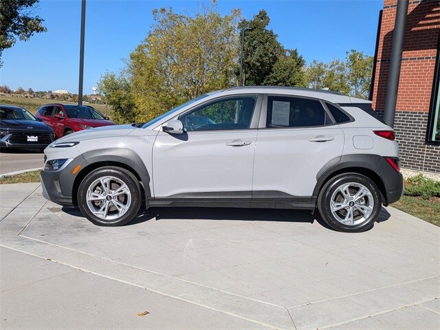 2023 Hyundai Kona SEL photo 4