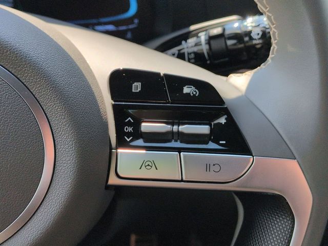 2025 Hyundai Elantra SEL - Photo 15