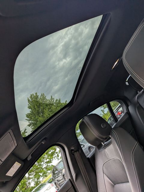 2018 Jaguar XE R-Sport - Photo 12