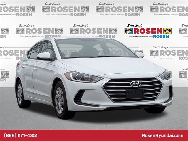 2018 Hyundai Elantra SE's photo