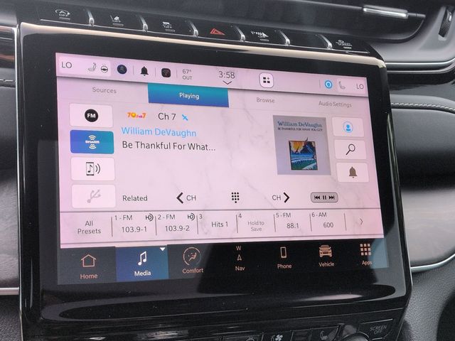 2022 Jeep Grand Cherokee Overland - Photo 18