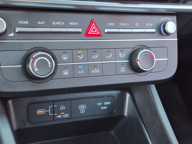 2025 Hyundai Tucson SE - Photo 19
