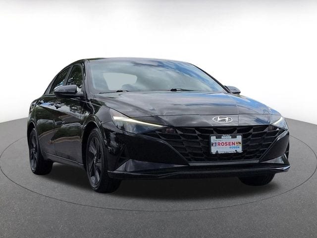 2021 Hyundai Elantra 2.0 SEL IVT's photo