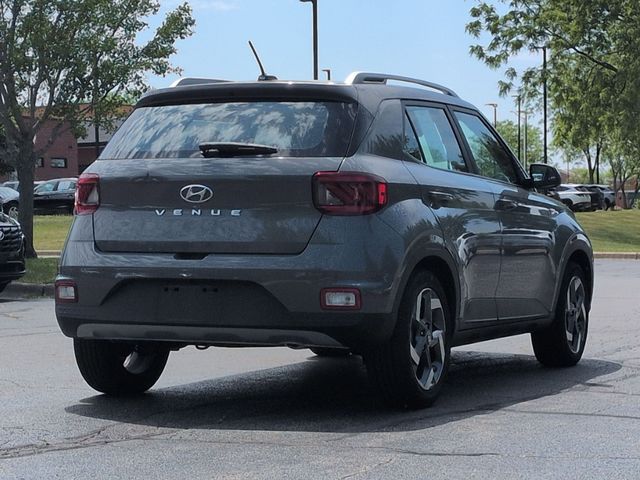 2023 Hyundai Venue SEL - Photo 7