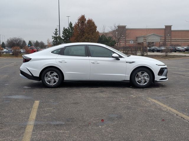 2026 Hyundai Sonata SE - Photo 8