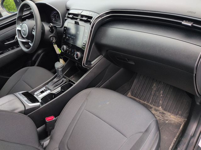 2023 Hyundai Tucson SE - Photo 26