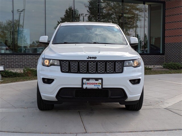 2019 Jeep Grand Cherokee Altitude photo 2