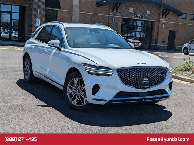 2024 GENESIS GV70 Standard's photo