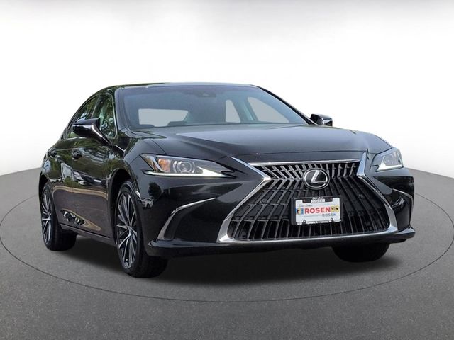 2023 Lexus ES 350 350's photo