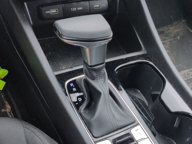 2023 Hyundai Tucson SE - Photo 19