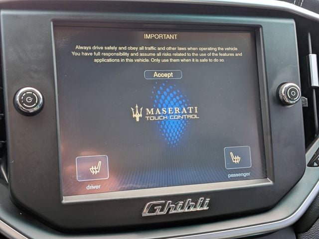 2016 Maserati Ghibli Base - Photo 17