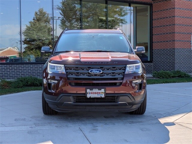2018 Ford Explorer XLT photo 2