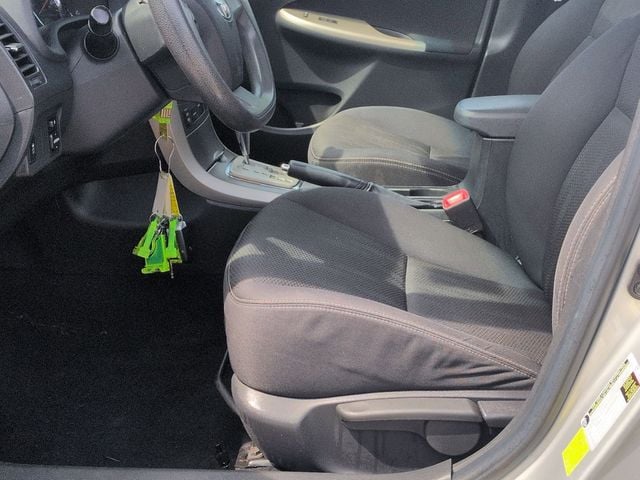2012 Toyota Corolla S - Photo 11